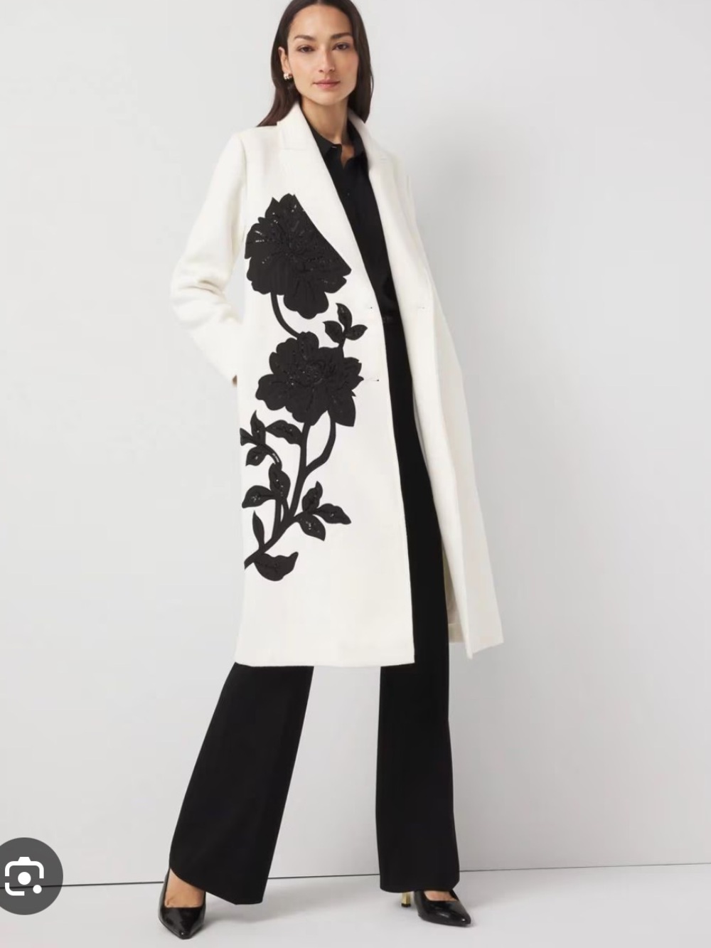 White House Black Market White Wool Blend Floral Appliqué Coat Stunning - Sz XS